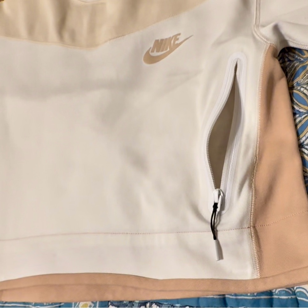 Nike Tech Fleece Crew neck shirt,med, cream/beige, used lightly - Picture 6 of 10